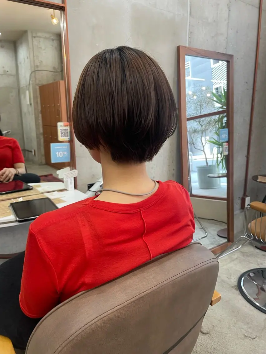 ショート カリン/ カット・ブリーチのヘアスタイル