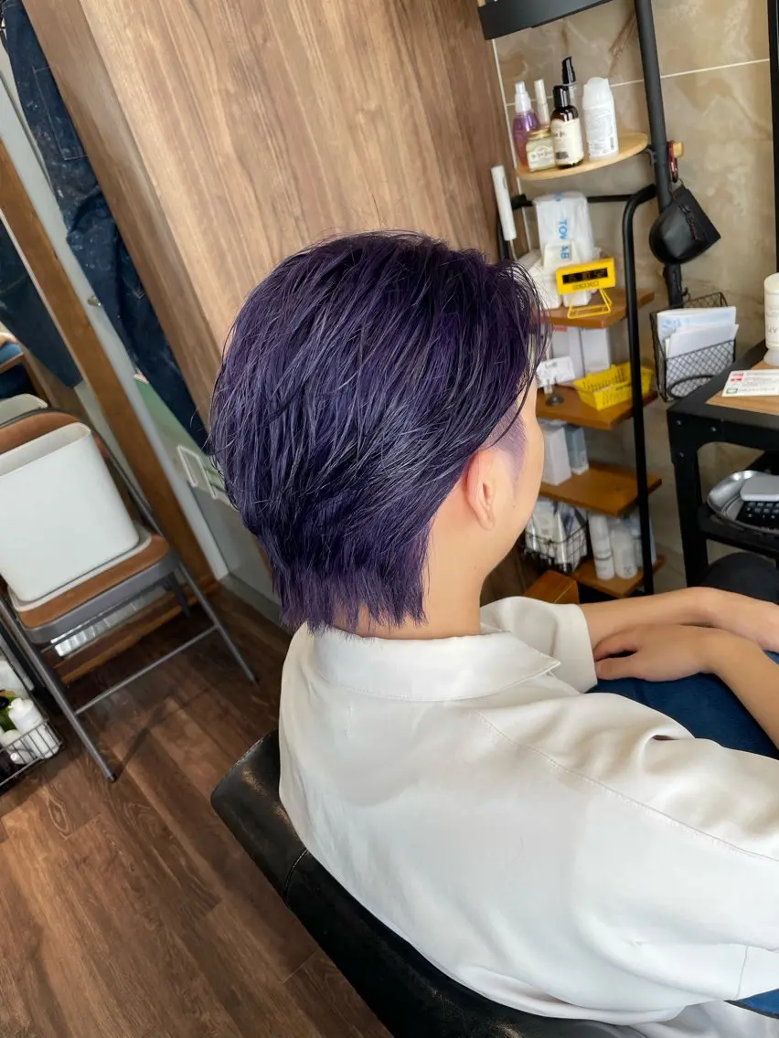 ショート カラー メンズ ヘアカラー トリートメント Lull1人美容室 バレイヤージュのヘアスタイル