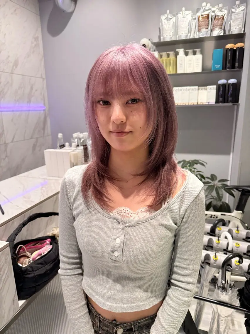 ロング カラー カット ヘアカラー トリートメント ハイトーンレイヤー 顔まわりSOTAのヘアスタイル
