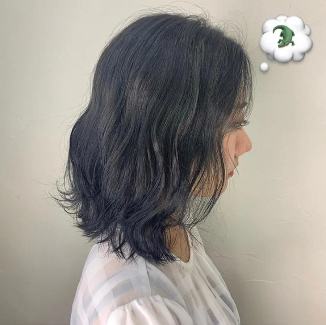 ミディアム アッシュ 顔まわりレイヤー/ bob及川亜沙美のヘアスタイル