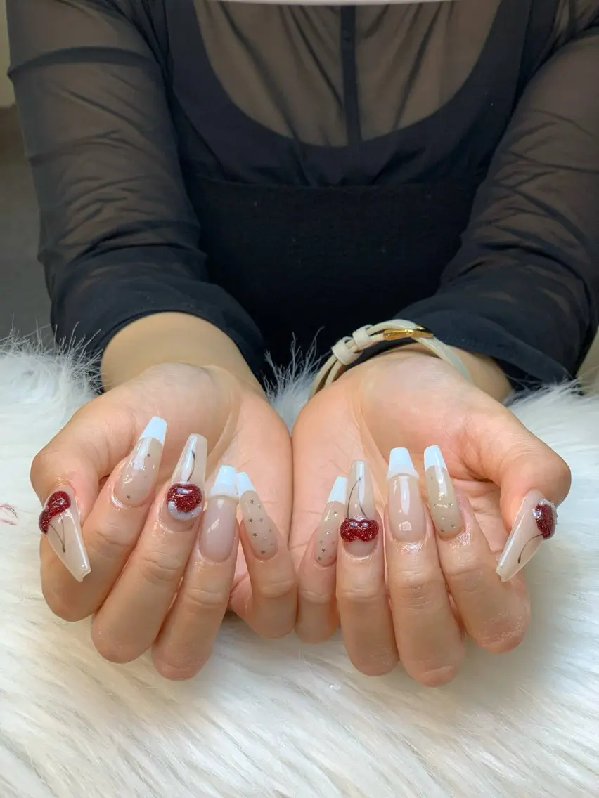 ネイル グラデーション キラキラネイル ワンカラーネイル 冬ネイル Jenn Nail Salonのネイルデザイン
