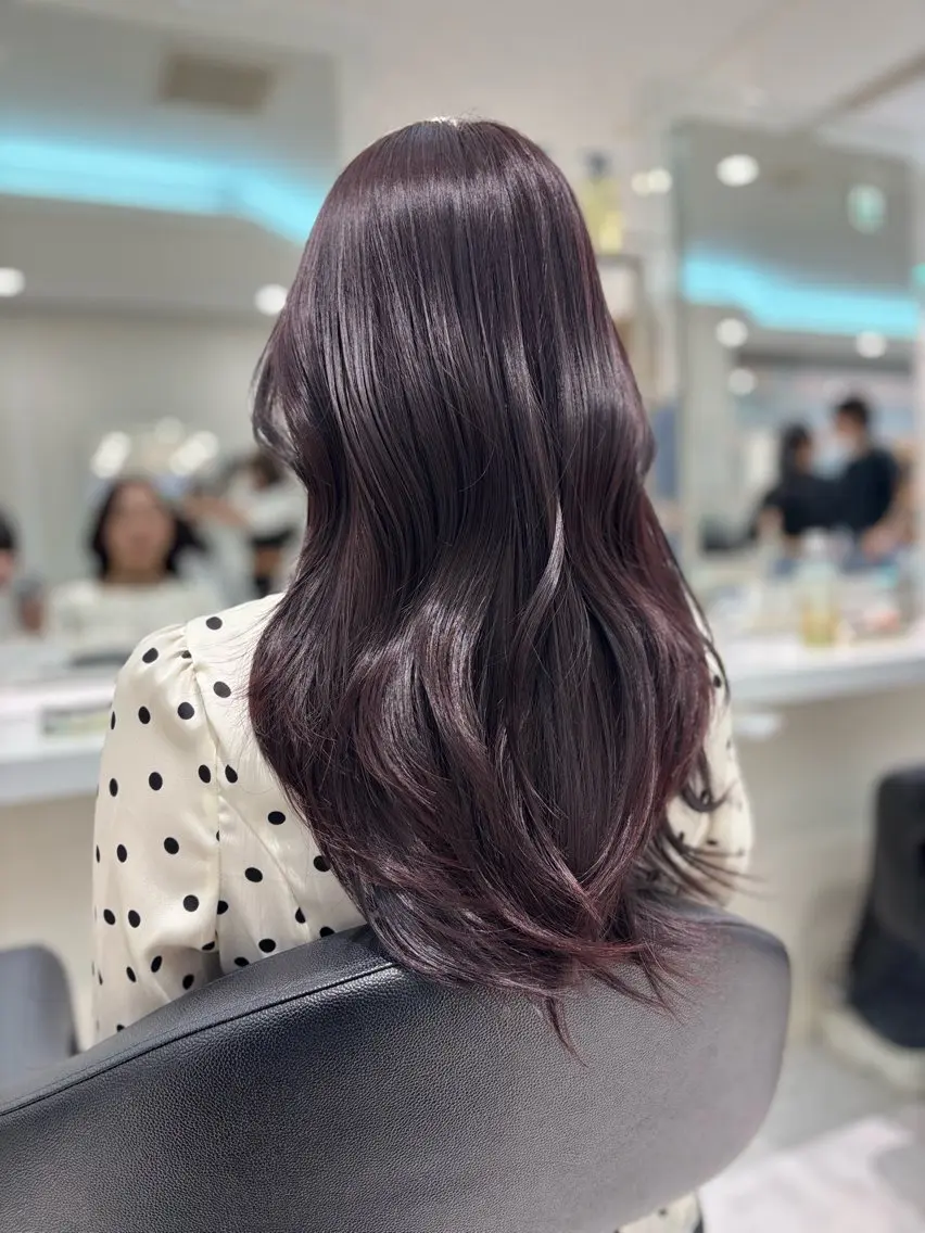 ロング カラー ヘアカラー トリートメント ヘッドスパ ヘアセット 流行りの透明感カラー ×縮毛矯正🤍ユウのヘアスタイル