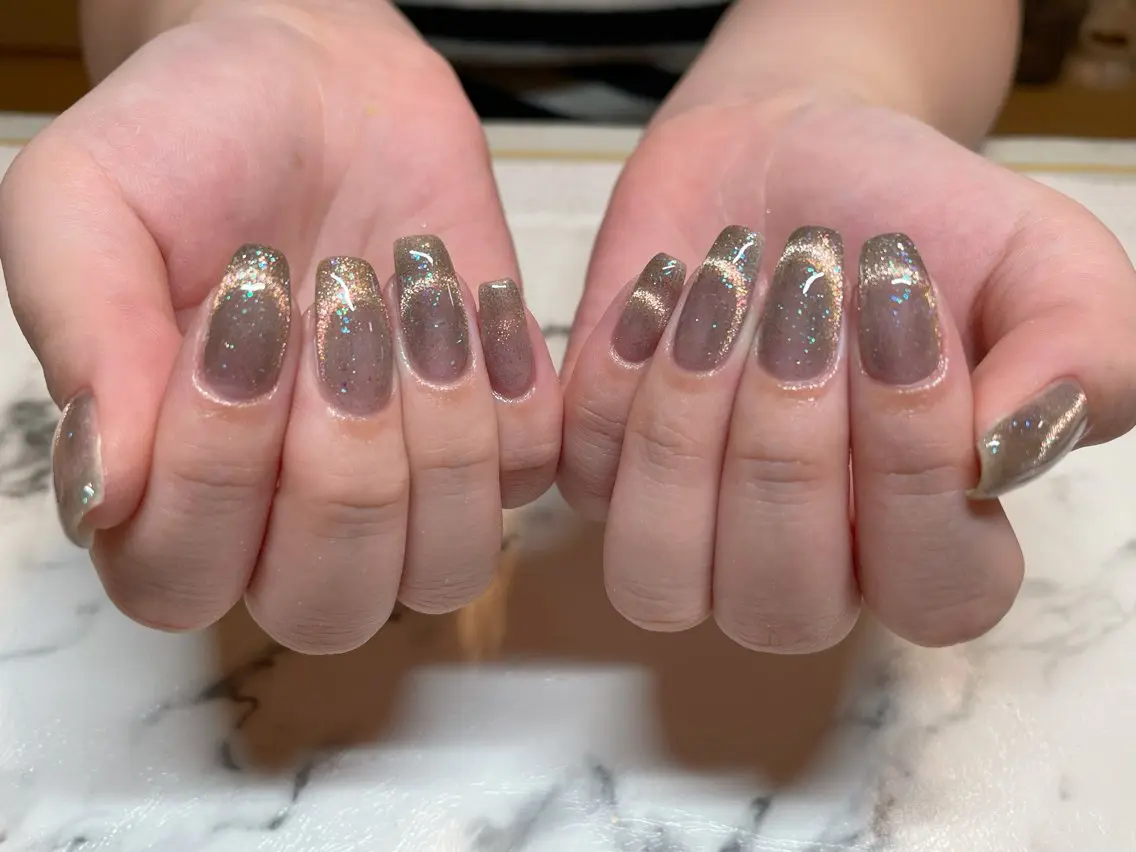ネイル フレンチネイル キラキラネイル マグネットネイル マグネットフレンチ ハンドネイル エン Nail salonのネイルデザイン
