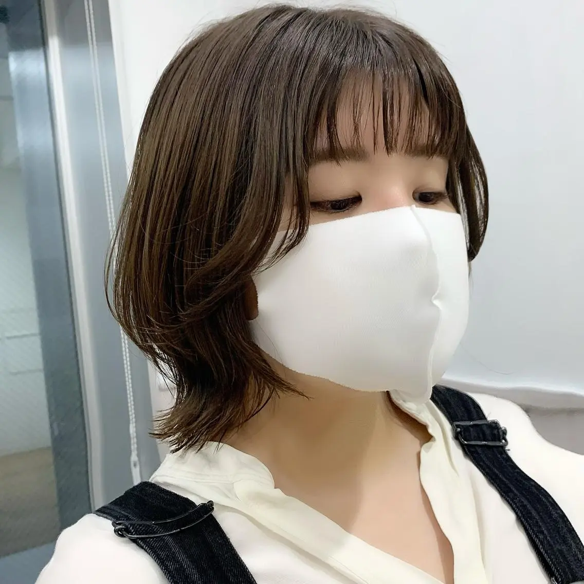 ミディアム カラー パーマ ヘアアレンジ メンズ キッズ ネイル マツエク・マツパ レイヤーカット/ 巻ける縮毛矯正のヘアスタイル