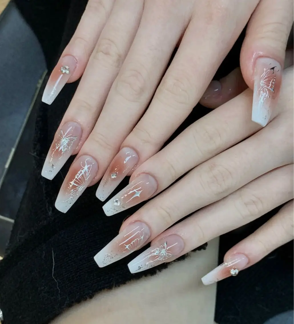 ネイル ハンドネイル 🎀M nails✨ ビューティーのネイルデザイン