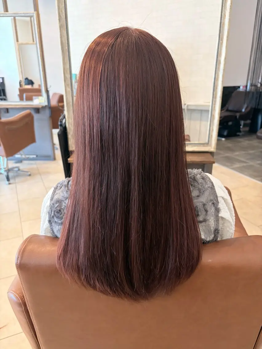 ロング カット ヘアカラー トリートメント 小椋 亜未のヘアスタイル