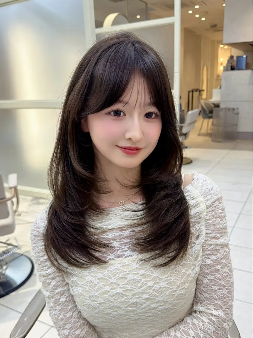 セミロング カット ヘアカラー トリートメント 顔周り/レイヤー /前髪/TAKUのヘアスタイル