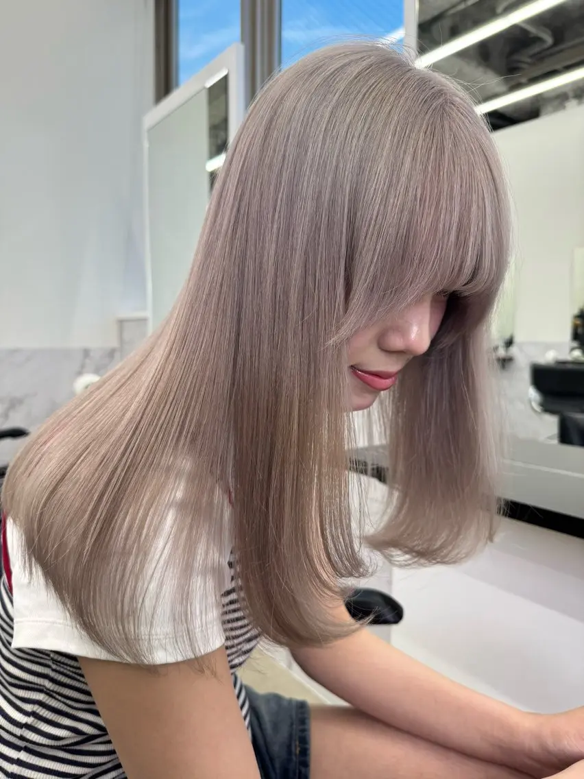 ミディアム カラー ブリーチ ケアブリーチ デザインカラー トリートメント ヘアカラー ブリーチカラー/ デザインカラー/栄のヘアスタイル