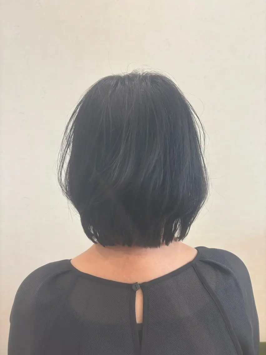 ショート 大塚 麻衣のヘアスタイル