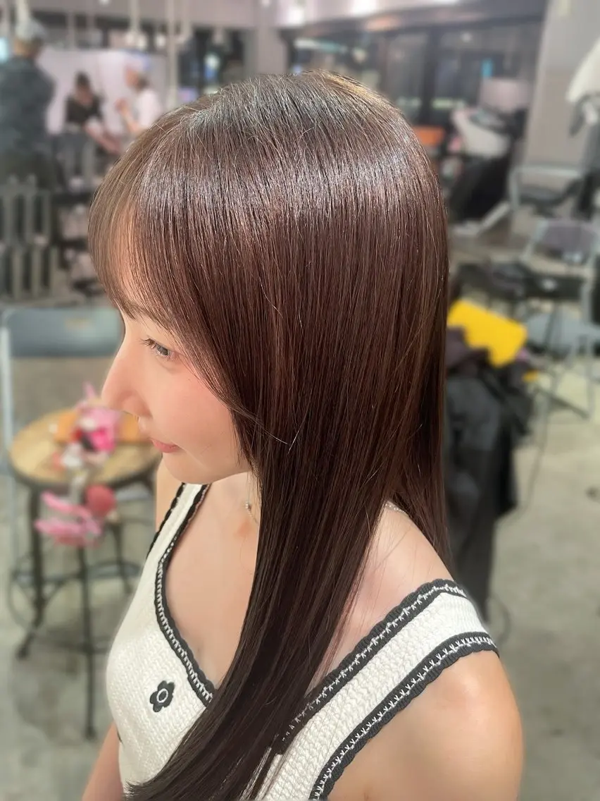 ロング アッシュ カット ヘアカラー mitchy モデル様募集中♪のヘアスタイル