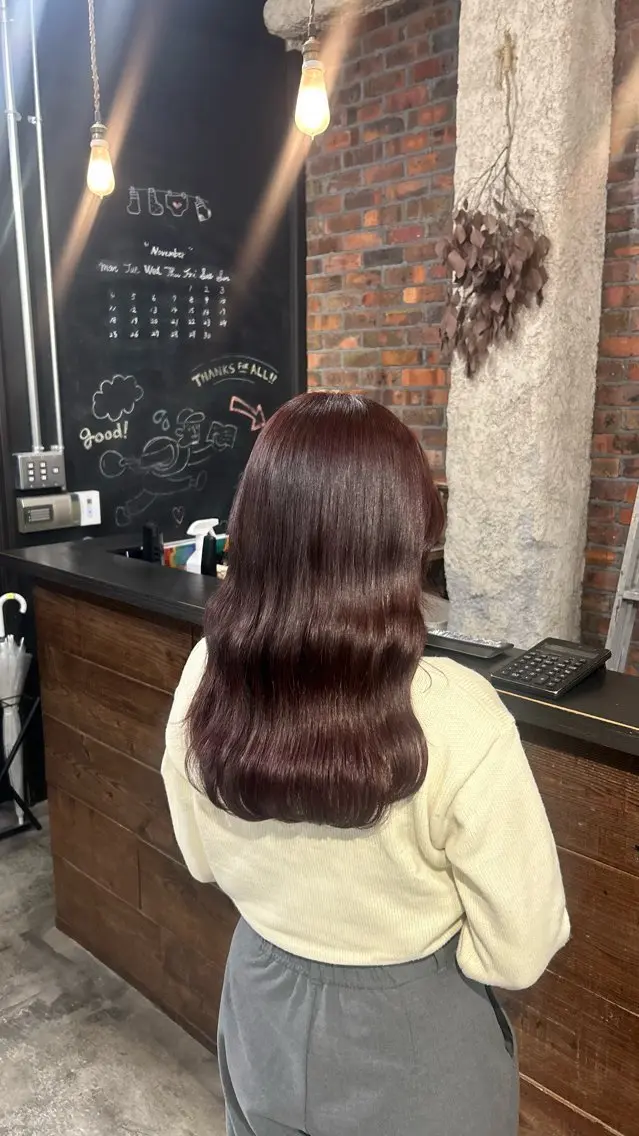 カラー the BRIDGE マナ🎀のヘアスタイル