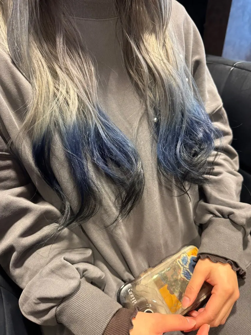 ロング カラー カット ヘアカラー トリートメント 花木 志穂のヘアスタイル
