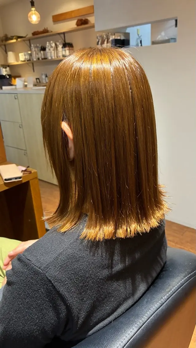 セミロング カラー ブリーチ ダブルカラー ブリーチなしカラー ⭐️いおり⭐️ ✨透明感カラー✨のヘアスタイル