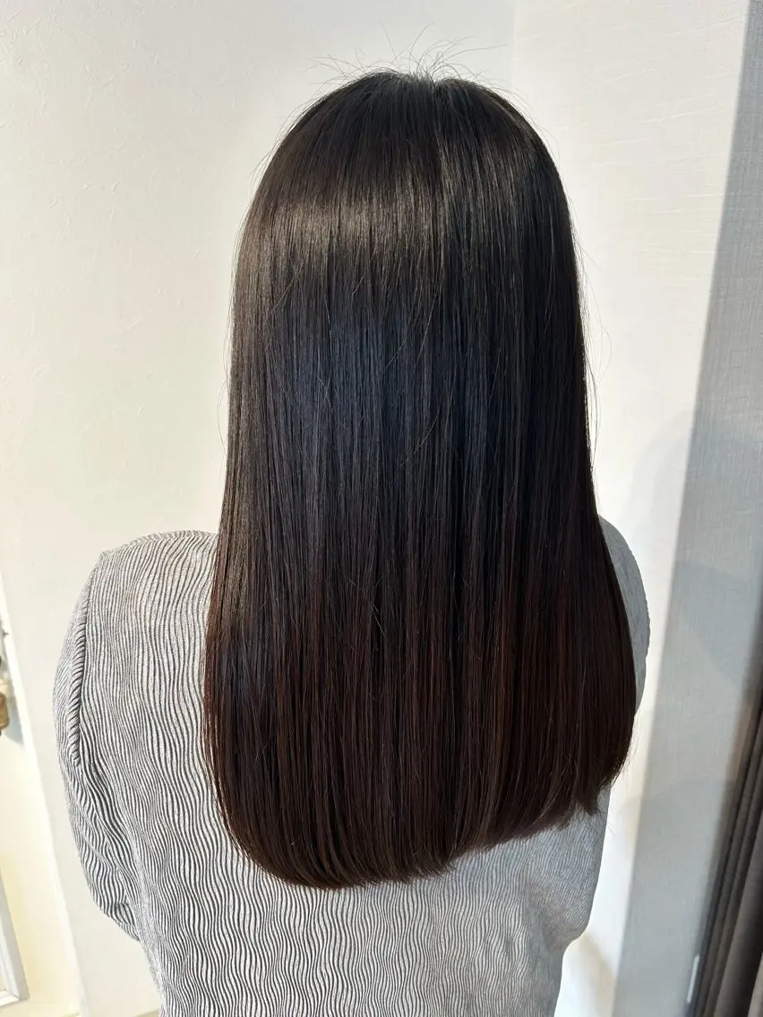 ロング カラー 透明感カラー annuy ハルタのヘアスタイル