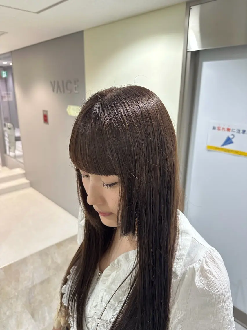 ロング ヘアカラー ハイトーン✖️ 縮毛矯正シュンペイのヘアスタイル