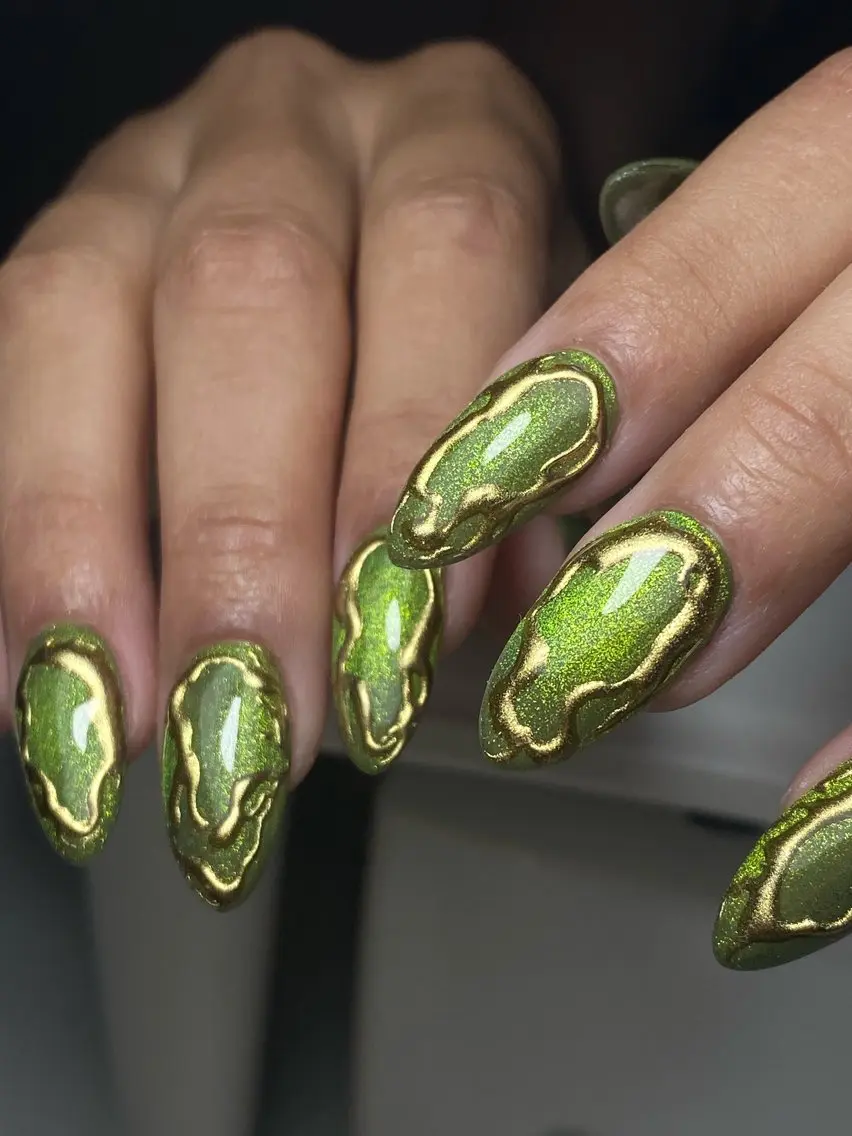 ネイル Isinha Nailsのネイルデザイン