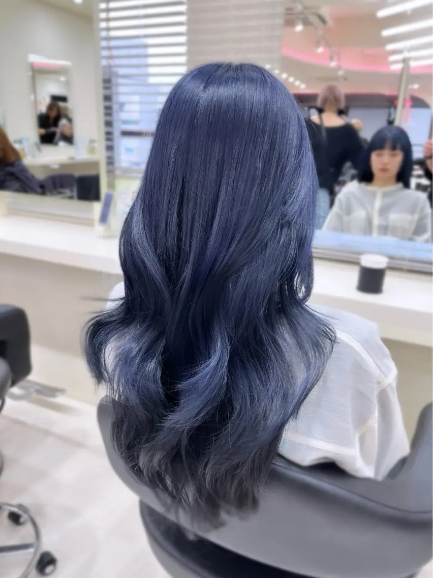ロング カラー 縮毛矯正× ブルーブラック/池袋のヘアスタイル