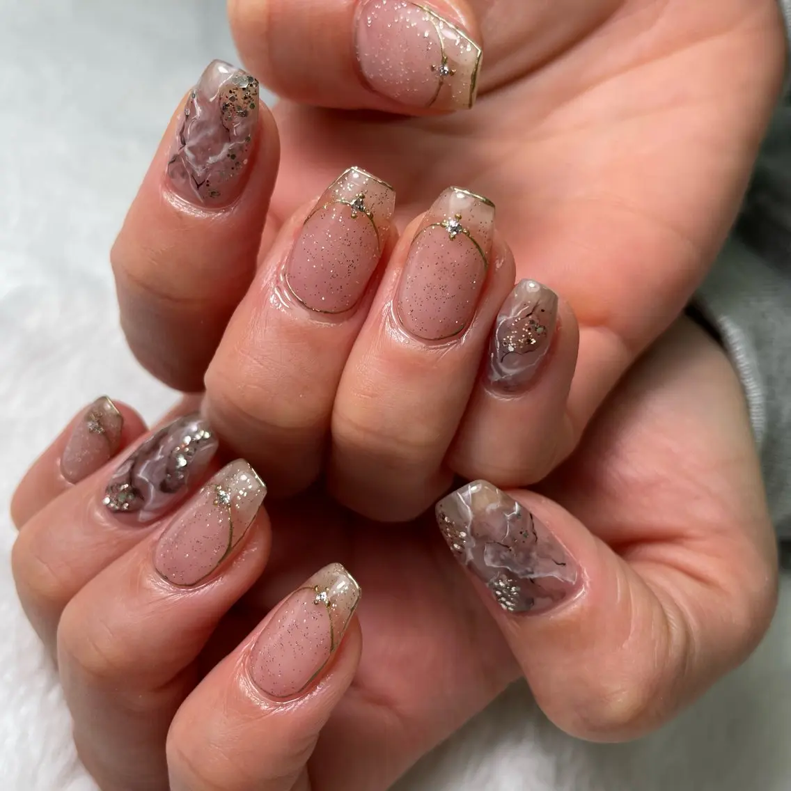 ネイル フレンチネイル ニュアンスネイル ストーンネイル ハンドネイル kipinail 川﨑えりかのネイルデザイン
