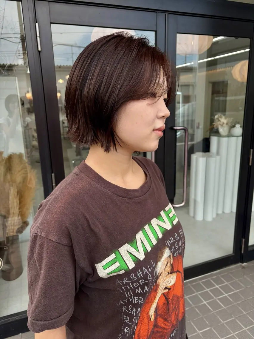 ミディアム カラー ボブレイヤー ブラウンカラー ボブ レイヤーカット カット ヘアカラー トリートメント YUIMARL岡山/ 𝐂𝐇𝐈𝐊𝐀のヘアスタイル