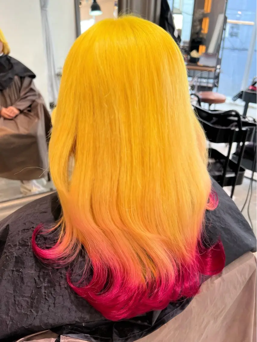 ロング カラー ヘアアレンジ 🎀ハイトーン・艶 カラー HANA🎀のヘアスタイル