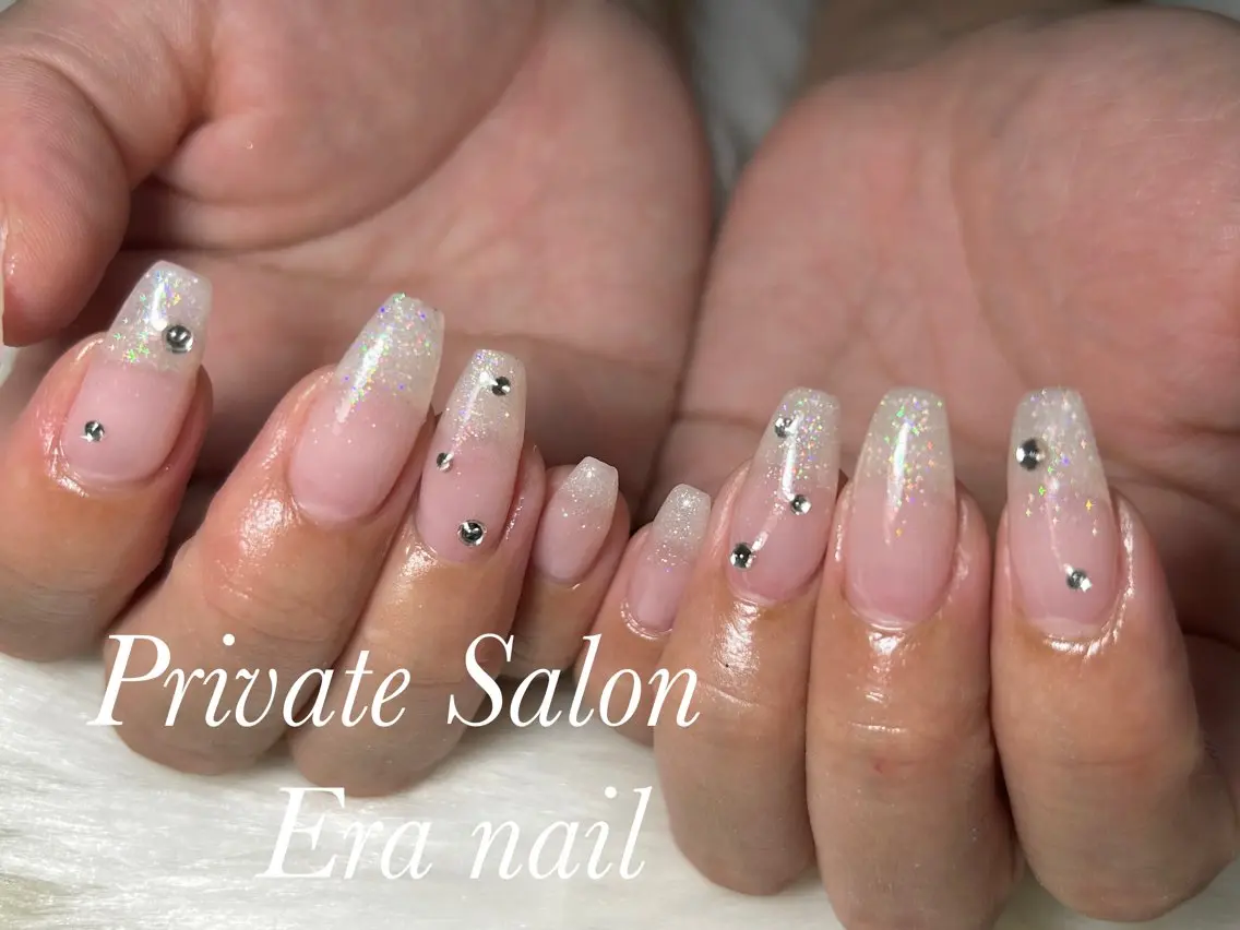 ネイル グラデーション ラメ(グリッター) ラメグラデーション ハンドネイル Era nailのネイルデザイン