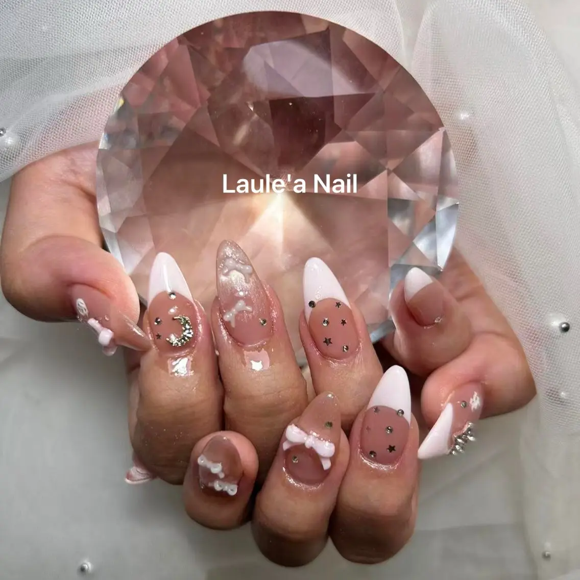 ネイル 🌈 Laule'aのネイルデザイン