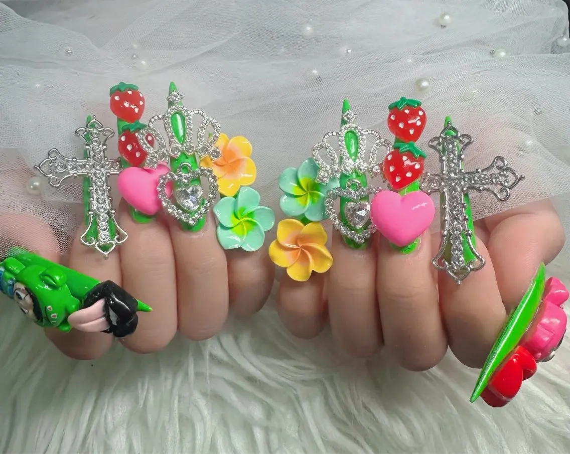 ネイル フットネイル フレンチネイル グラデーション 韓国ネイル ロングネイル ハンドネイル Hani Nail Salonのネイルデザイン