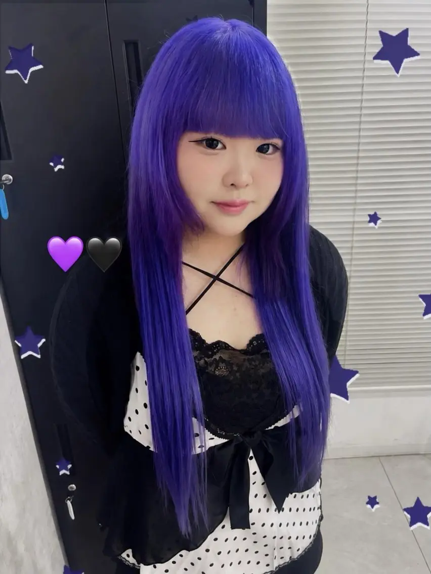 ロング シールエクステ パープルカラー エクステ 🖤チカ/ハイトーン /デザインカラー🖤のヘアスタイル