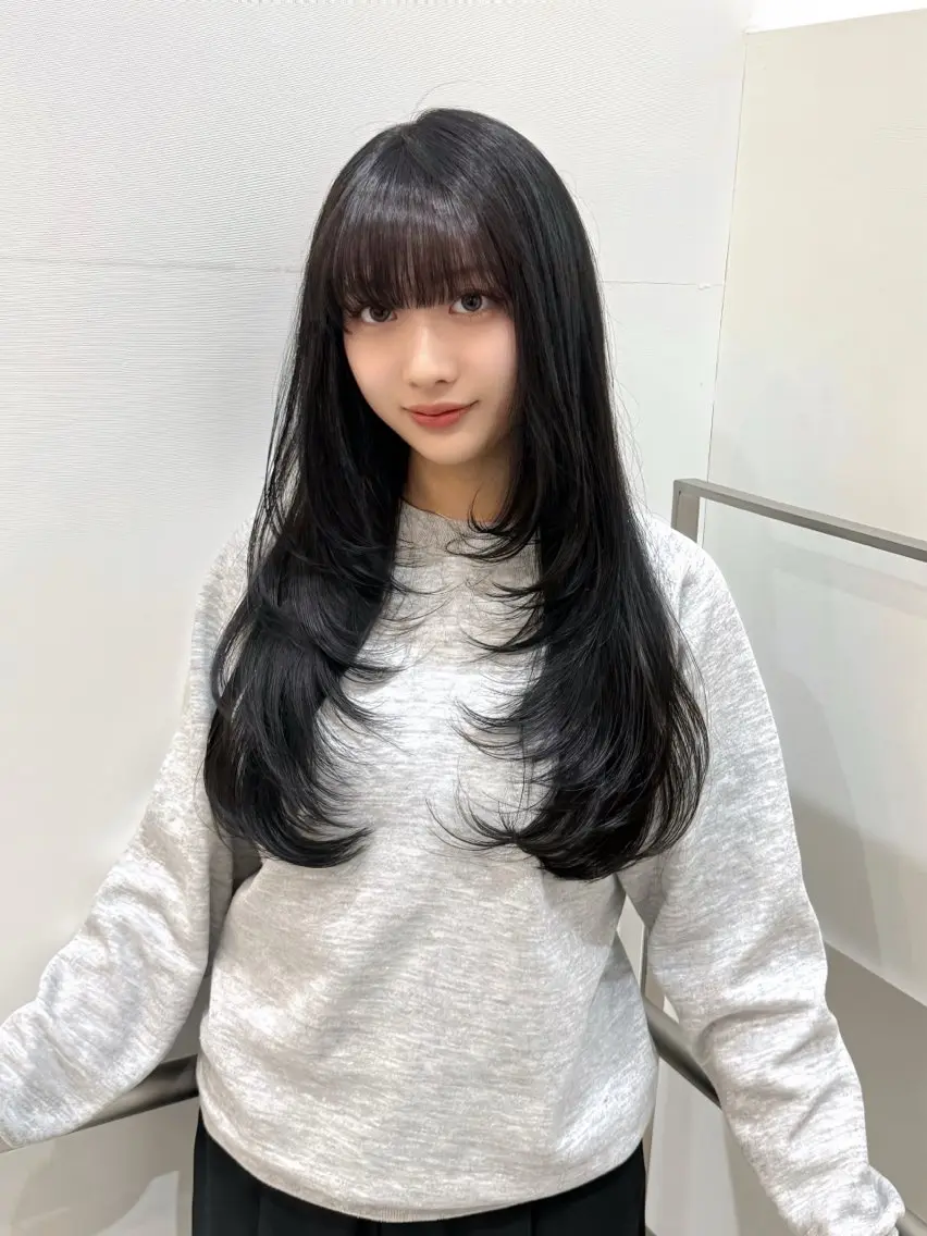 ロング ✨レイヤー・ブリーチ なしダブル特化✨のヘアスタイル