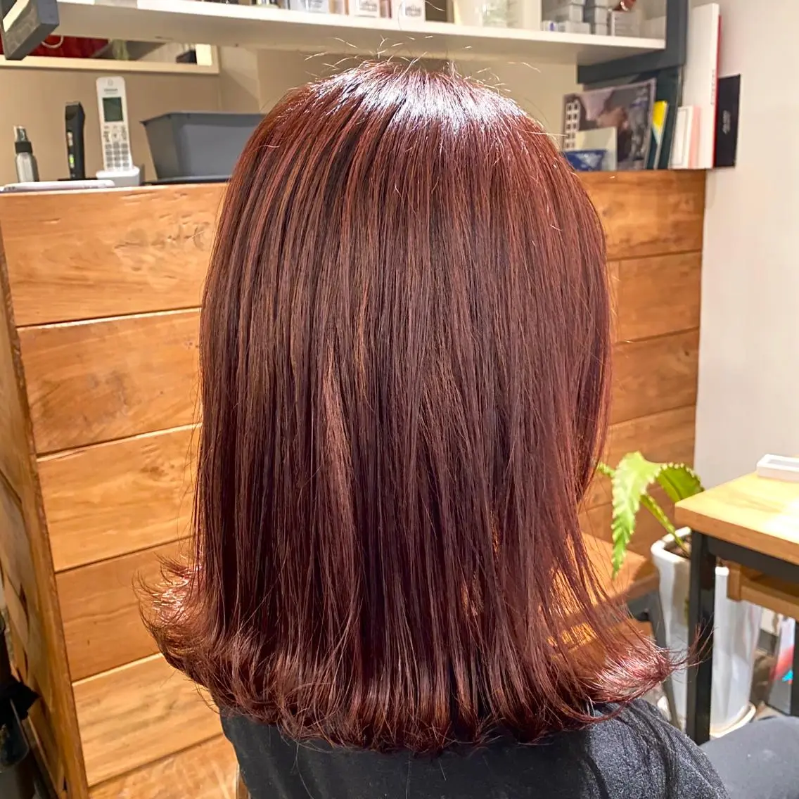ミディアム カラー マンツーマン女性 美容師 奏のヘアスタイル
