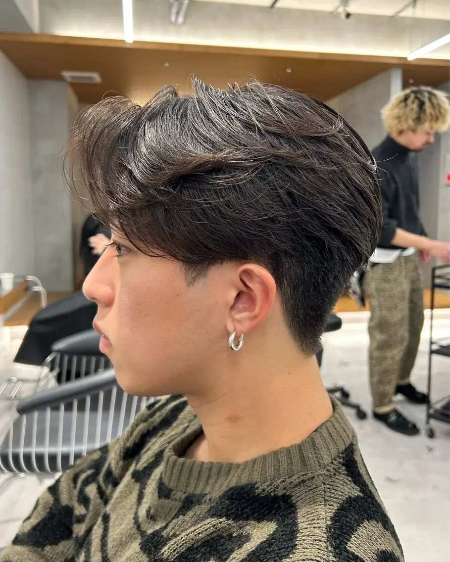 メンズ カット トリートメント ヘッドスパ ヘアセット 圧倒的 毛流れ センターパートのヘアスタイル
