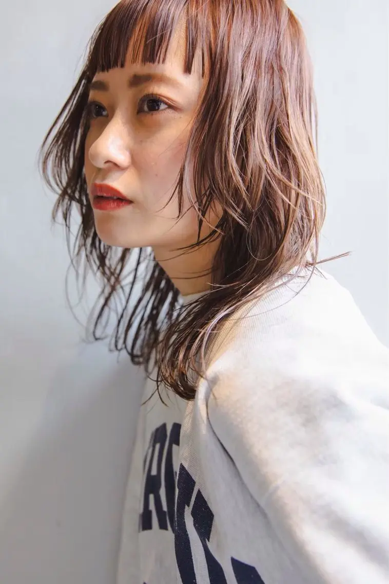 セミロング LAUREN 公式／大通のヘアスタイル