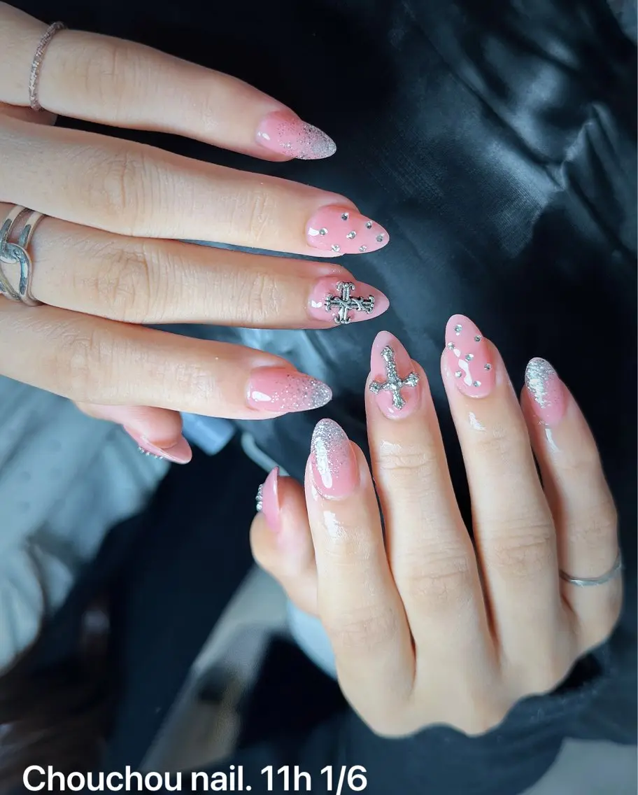 ネイル キラキラネイル マグネットネイル ぷっくりネイル 春ネイル ワンホンネイル ハンドネイル Candy Nailのネイルデザイン