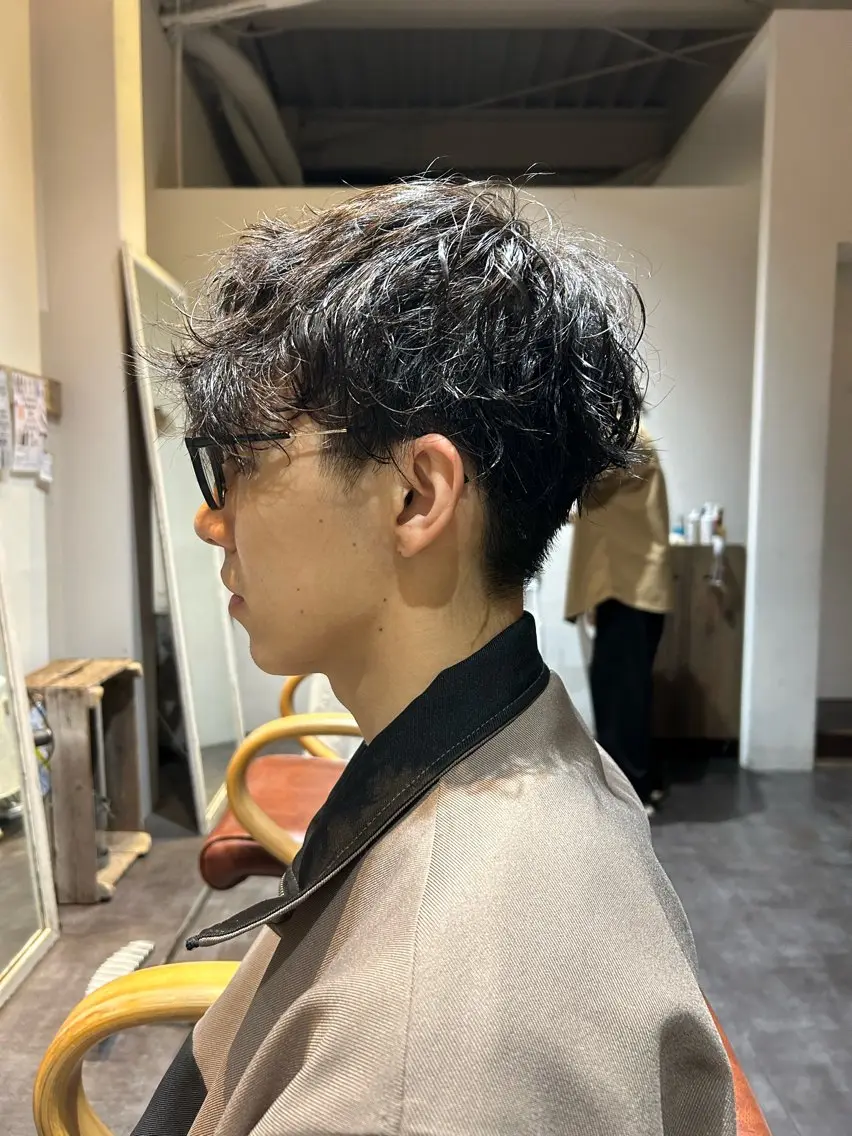 パーマ 佐伯 真奈のヘアスタイル