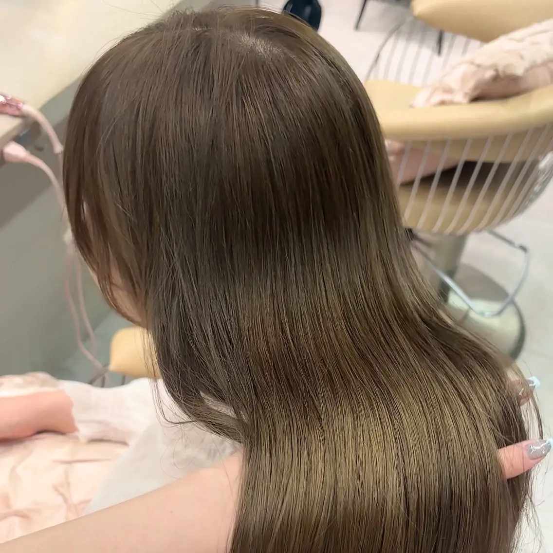 カラー ベージュカラー 透明感カラー カット ヘアカラー トリートメント 🎀𝑆𝐴𝑅𝐴 /レイヤーカット🎀のヘアスタイル