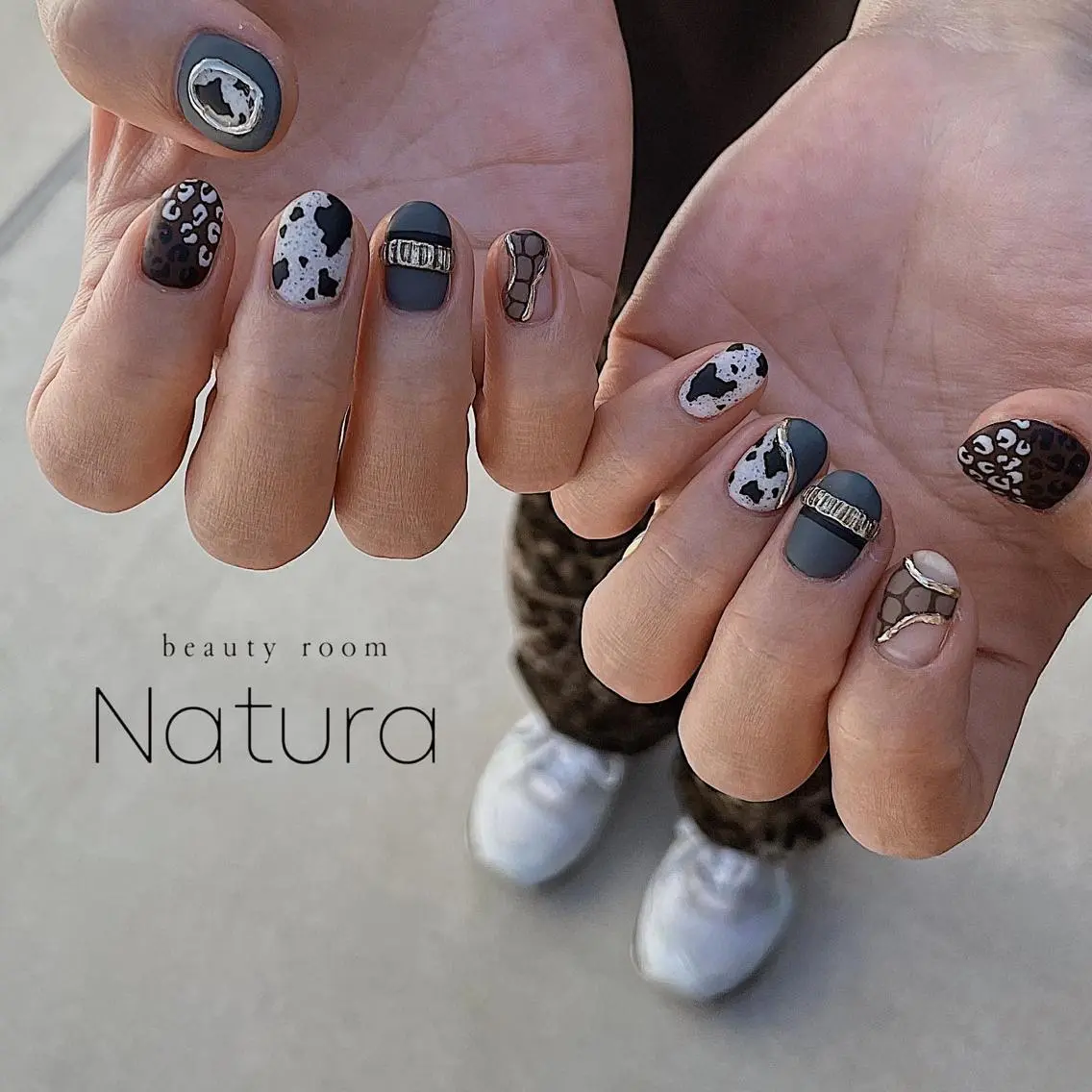 ネイル マツエク・マツパ アイブロウ ハンドネイル beautyroom Naturaのネイルデザイン