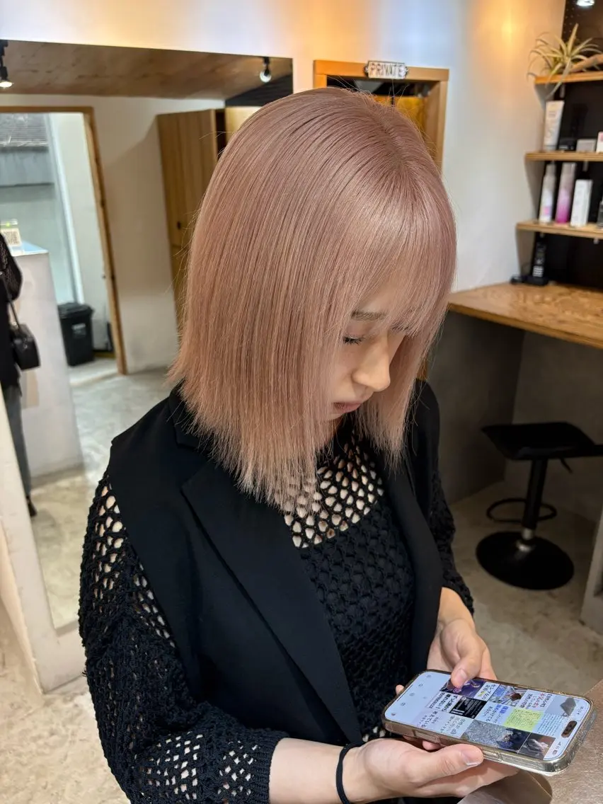 ミディアム カラー ヘアアレンジ ピンクカラー カット ヘアカラー トリートメント 🧸艶々韓国ヘア 🧁mizunaのヘアスタイル