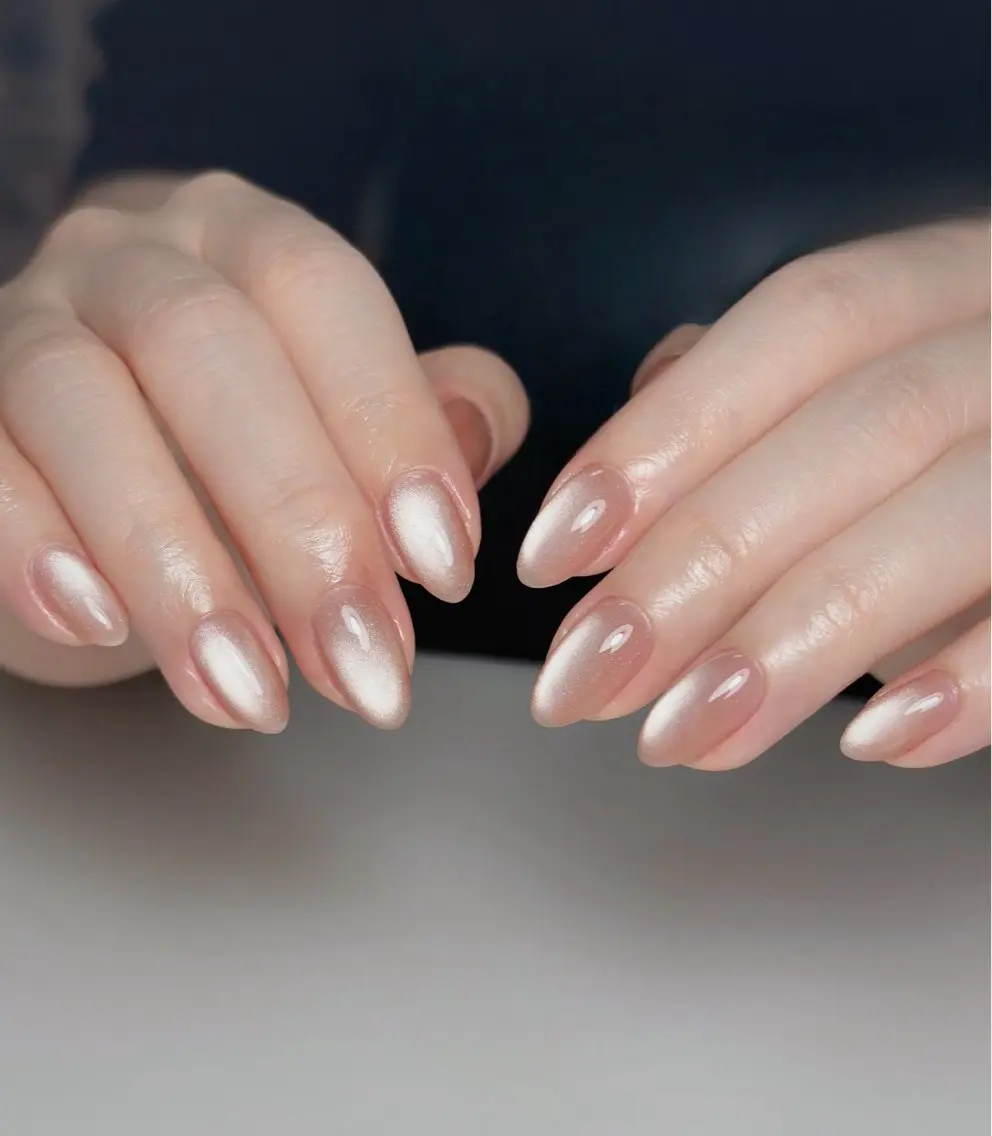ネイル オーロラネイル 長さ出し フットネイル 韓国ネイル ラメ(グリッター) ハンドネイル 👍thumbs up nail👍のネイルデザイン
