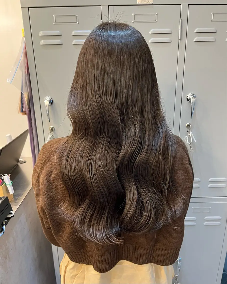 ロング カラー ブリーチ 透明感カラー グレージュ ブリーチなしカラー カット ヘアカラー トリートメント レイヤーカット/ 暗髪カラー🧸ナシコのヘアスタイル