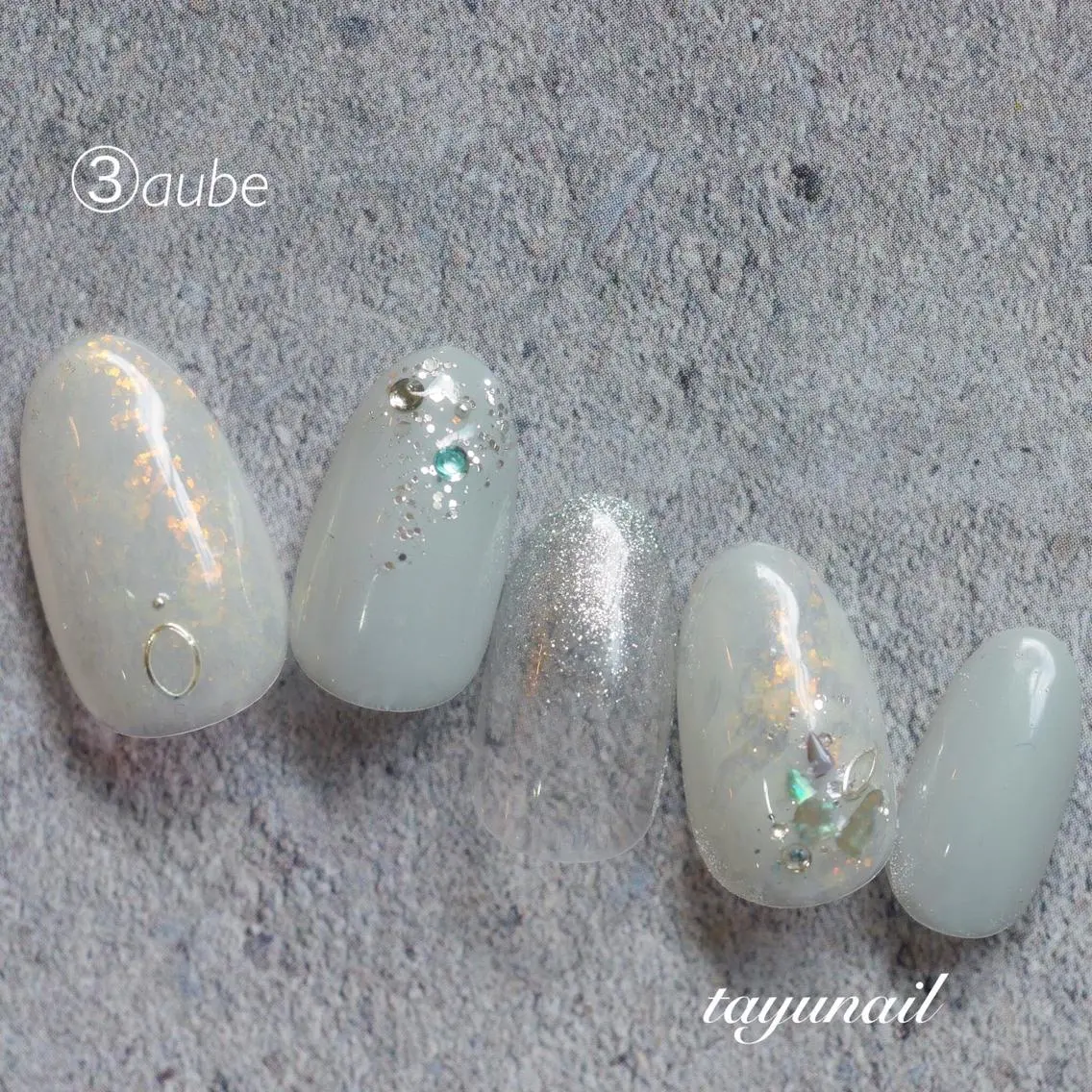 ネイル アートネイル ブルー ジェルネイル キラキラネイル ワンカラーネイル ネイルサロン 【たゆnail】のネイルデザイン
