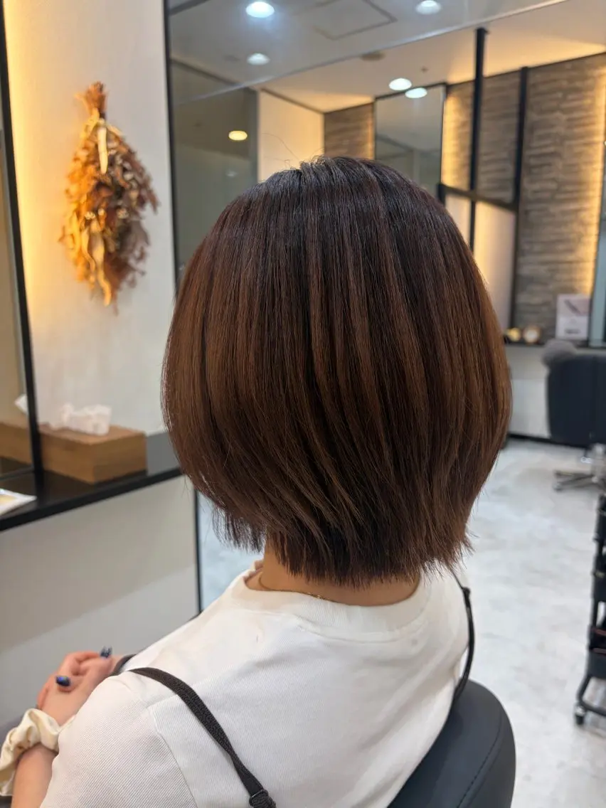 ショート ボブ くびれヘア レイヤーカット カット 縮毛矯正 SATO RISAのヘアスタイル