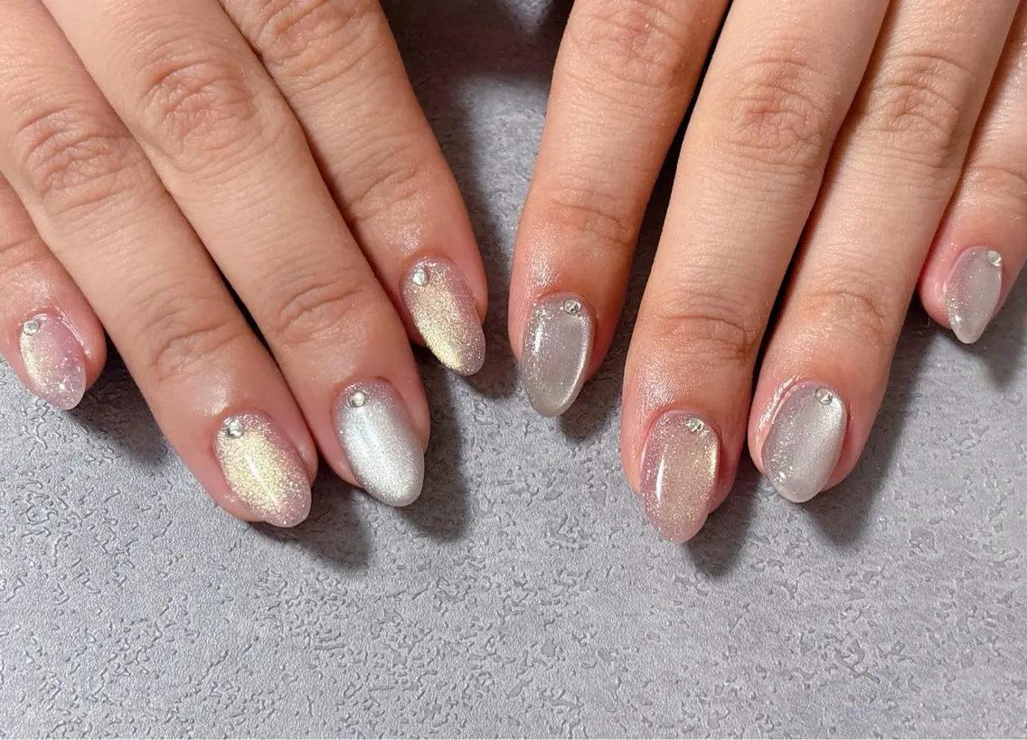 ネイル アートネイル ジェルネイル マグネットネイル パラジェル 冬ネイル ハンドネイル ハンドケア 💫ゆか_ Nailartistのネイルデザイン