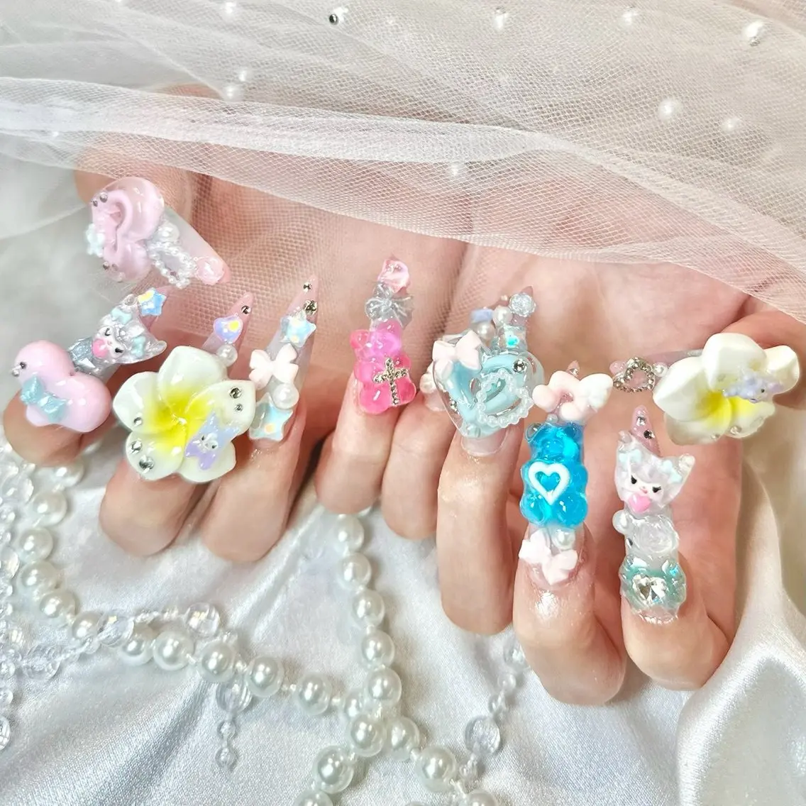 ネイル ドット ピンク シルバー ハンドネイル mionail 难波千日前店のネイルデザイン