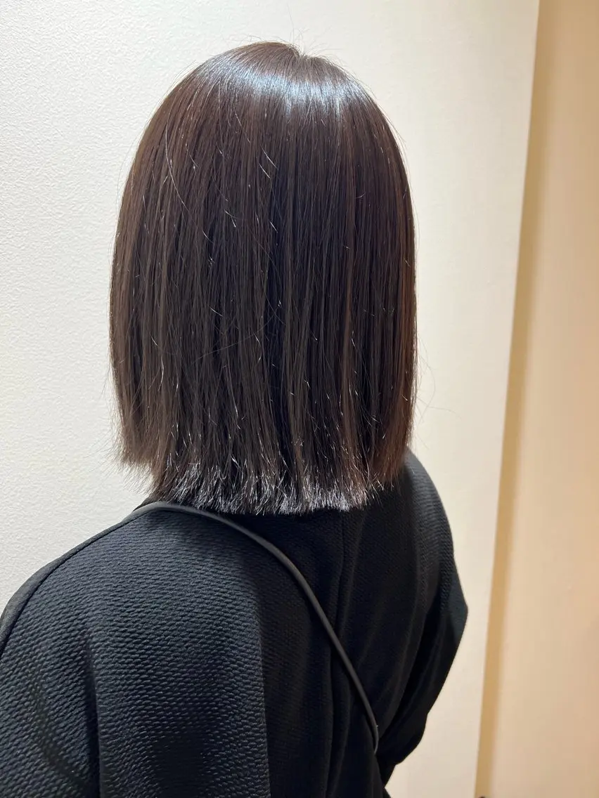 ショート カラー 家坂 佑のヘアスタイル