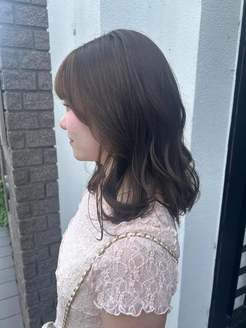 ミディアム ヘアカラー chiharu 𝜗𝜚꙳.*のヘアスタイル