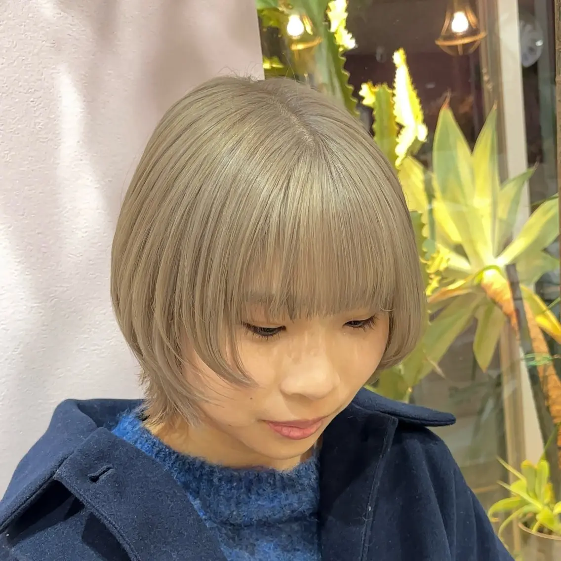 ショート カラー ベージュカラー ブリーチ ケアブリーチ 似合わせレイヤー/ Wカラー🧸こころのヘアスタイル