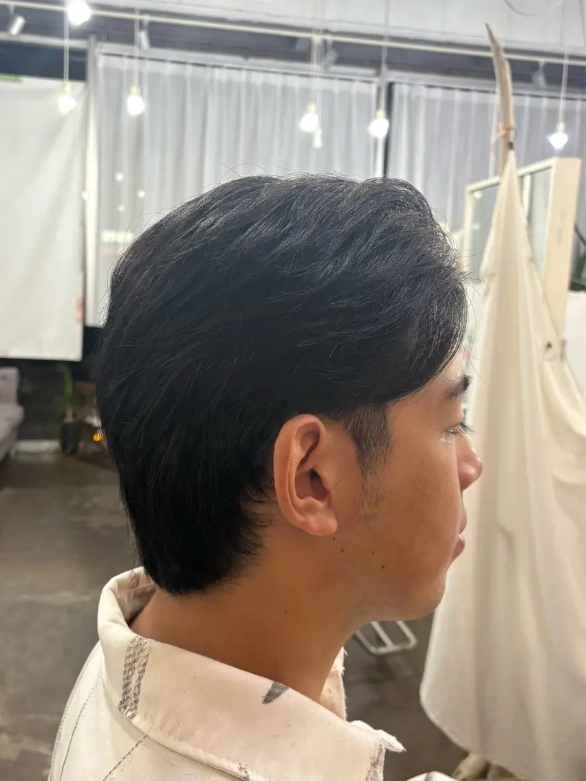 メンズ 透明感艶カラー SALTOすずのヘアスタイル