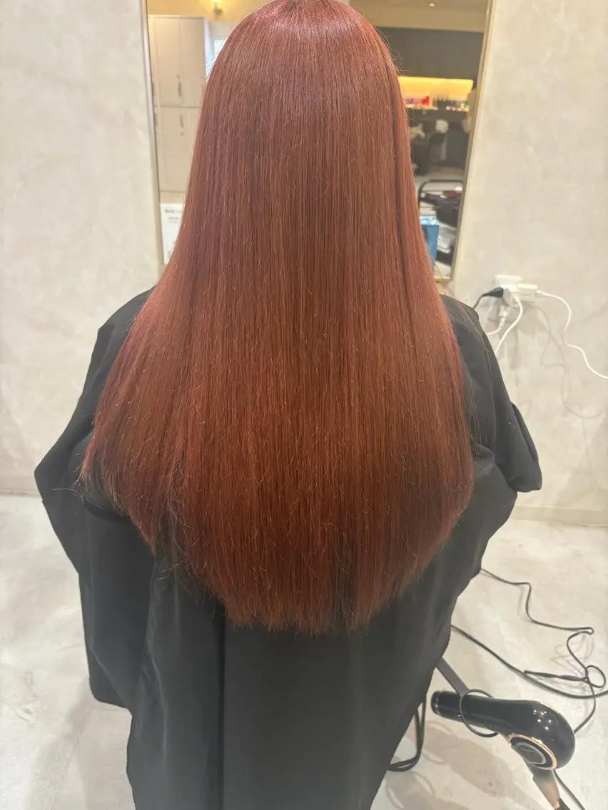 ロング ピンクブラウン ロング ヘアカラー 野崎 一成のヘアスタイル