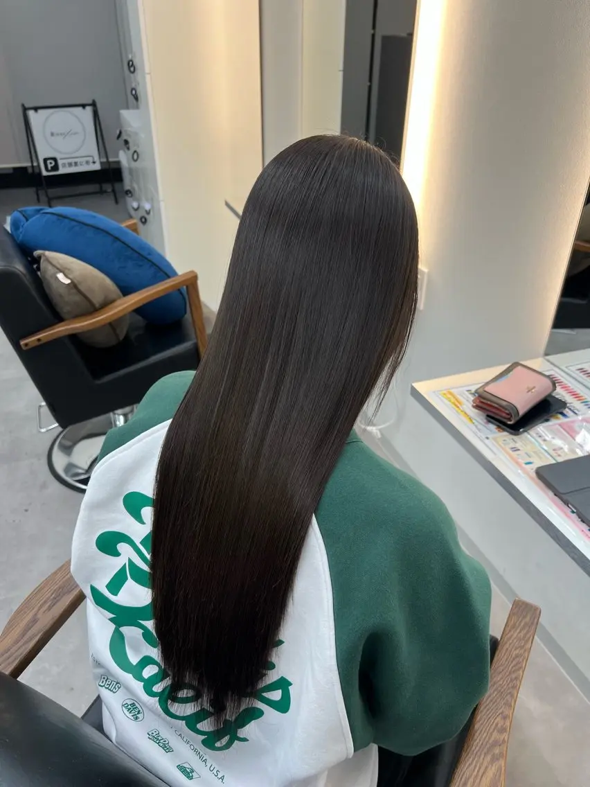 ロング カラー トリートメント RIENS 高森俊輔のヘアスタイル
