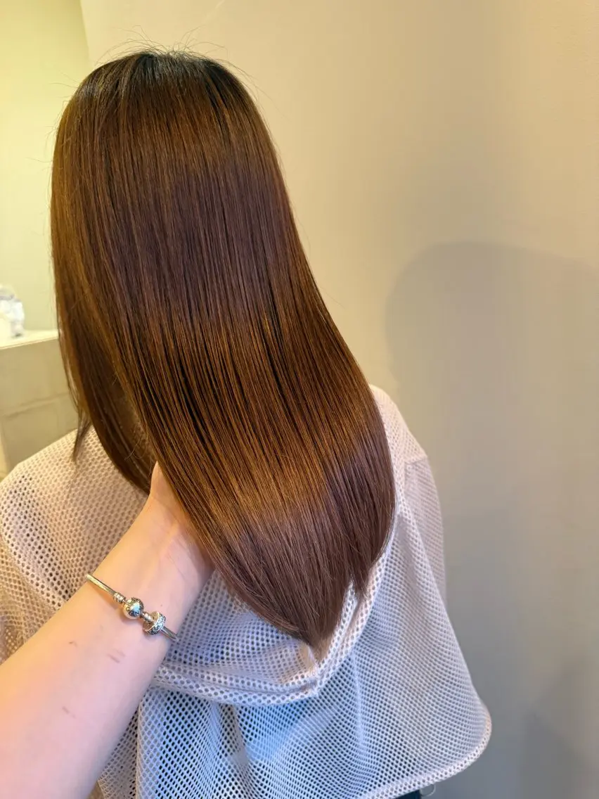 セミロング カラー カット 縮毛矯正 トリートメント 💛🤍U too e’s /店長🧸のヘアスタイル
